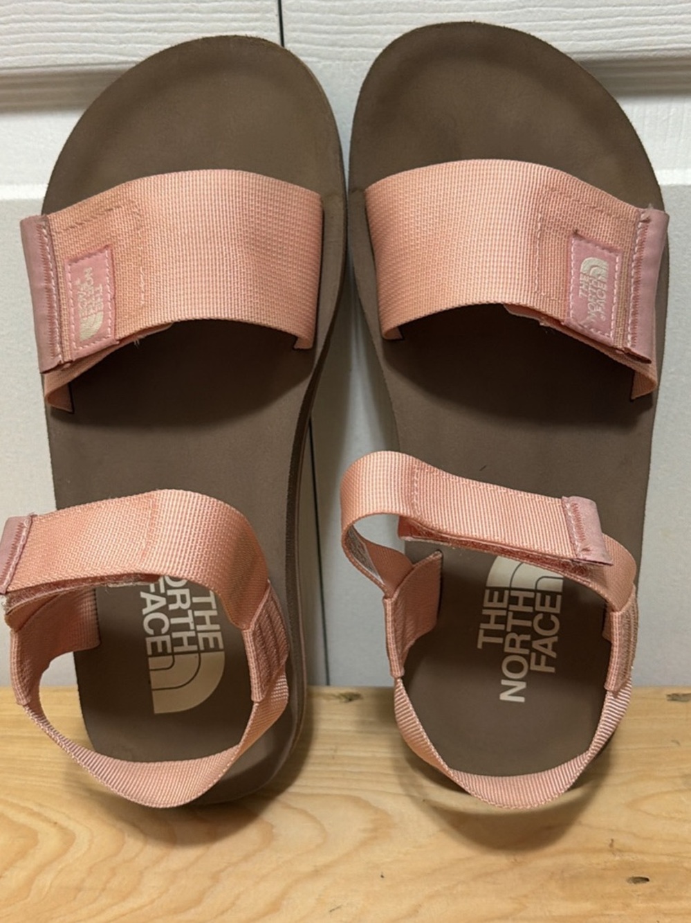 The North Face Women's Skeena Sandal in Evening Sand Pink/Café Crème